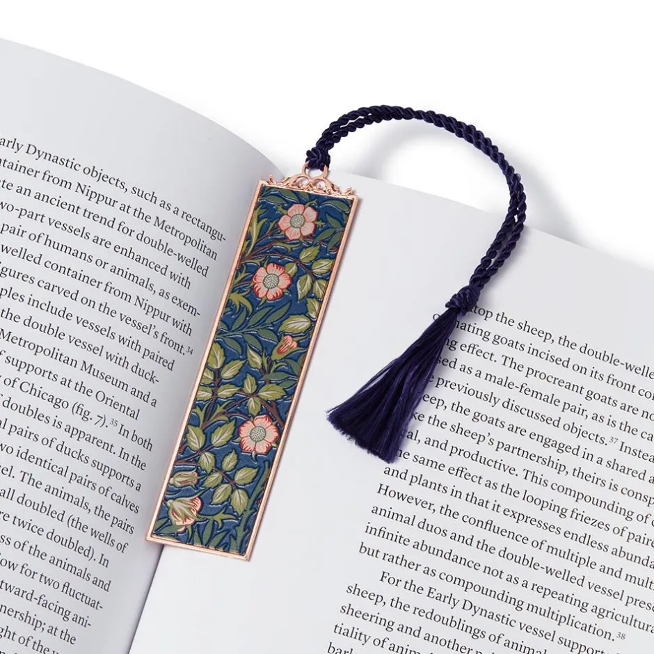 The Met Store Office*William Morris Sweet Briar Bookmark